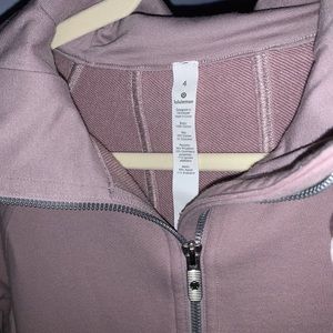 LULULEMON sweatshirt